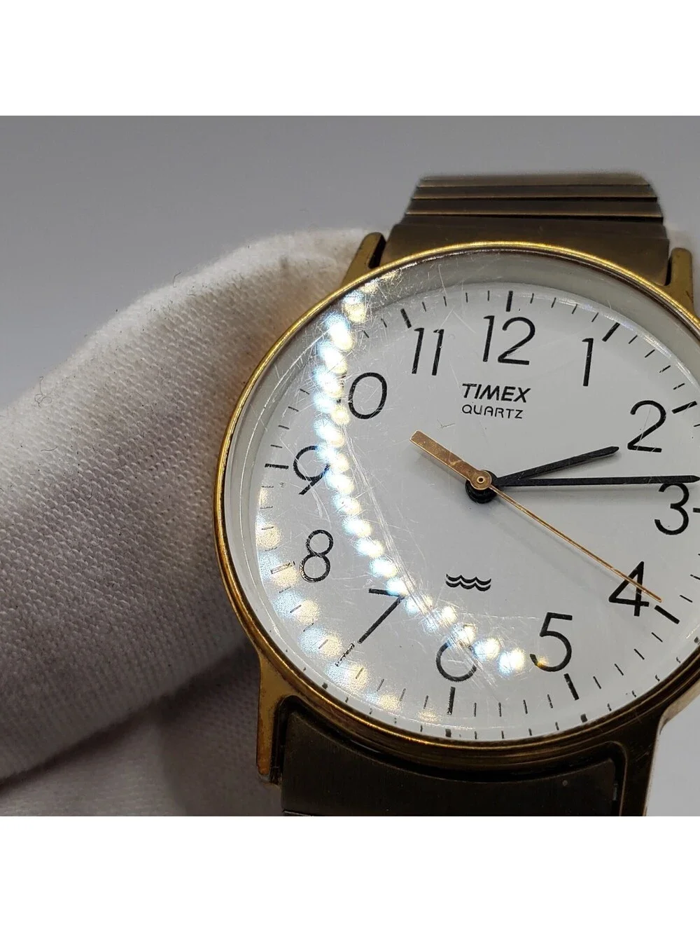 Vintage 1988 Timex Quartz Womens Watch 32mm New Battery Gold Stretch Band